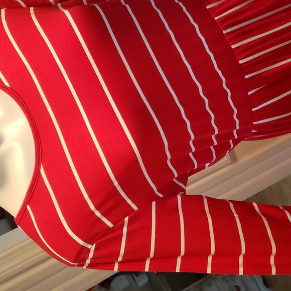 Boutique Dress - Hount - Picture 3 of 9